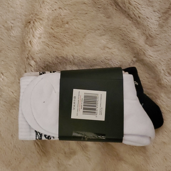 3 pack Socks - Picture 2 of 2